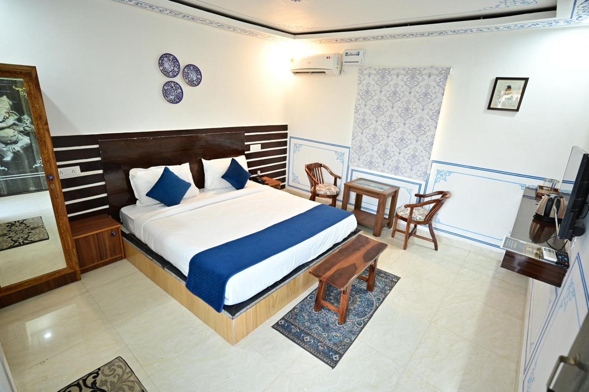 The Castle Crown - Hem Vilas Resort Ranthambhore Saváj Madhopur Kültér fotó